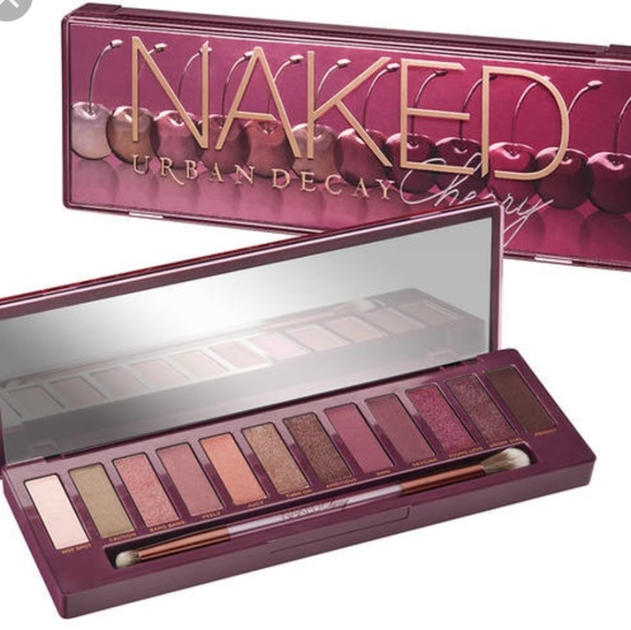 ⭐SOLD ⭐🍒BNIB🍒Urban Decay Naked Cherry Palette - Picture 2 of 7